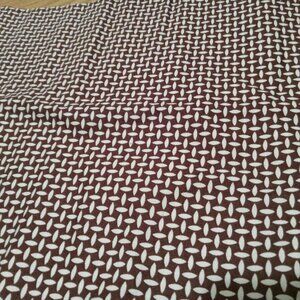 Poplin fabric (end of roll) brown background with beige pattern